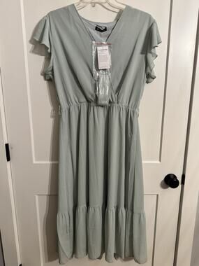 NWT Pretty Gardens Sz XL Sage Green Dress Short Sleeve Spring Easter Belt V-Neck